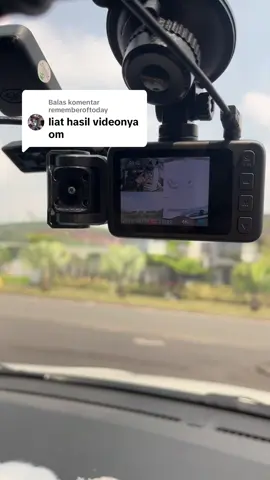 Membalas @rememberoftoday dashcam 4K ultra HD 3 kamera, GPS, bisa disambungkan ke HP. #dashcam4k #dashcamgps #dashcam3camera 