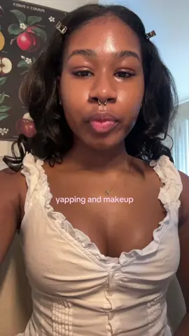 as the vid goes on I progressively get louder this is so funny I love doing my makeup 😭😭 #makeup #fyp  