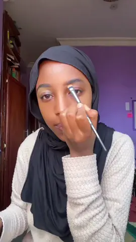 Eye brow tutorial with mascara 😄 Ketmechachu like and repost  #yehayat #makeup #makeupartist #makeuptutorial #habeshatiktok 