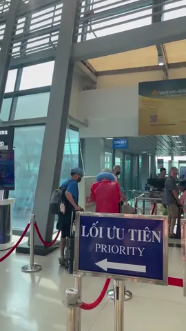 Em chào sếp 🤣🤣 #QuangHungMasterD 