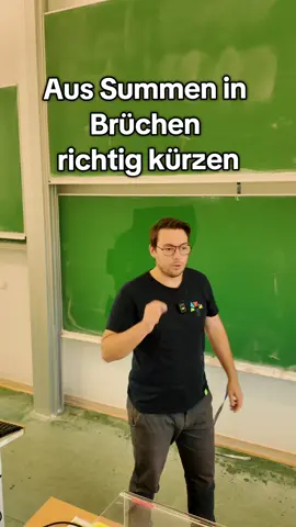 Aus Summen kürzen!  (🅰️ ➕️🅱️) ➗️🅱️ #math #EduTok #study #school #university 