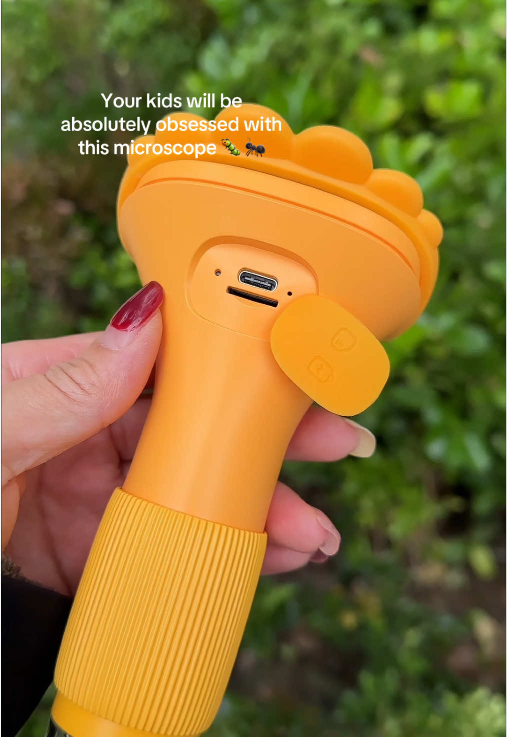 Creative way to spend your time with kids! this will blow your kids minds! 🐛 #toys #microscope #stockingfillers #christmasgift #kidsmicroscope 