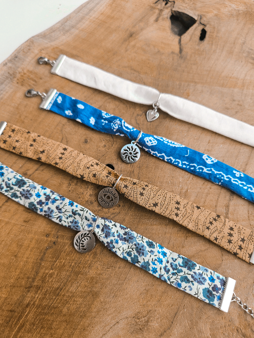 Petit bracelet né d’un reste de tissu 🌿 Rien ne se perd, tout se transforme. Fait main, avec amour et racines 🌿 Tu en penses quoi ? #upcycling #bracelettissu #faitmain #bijouxethiques  #creationbijoux 