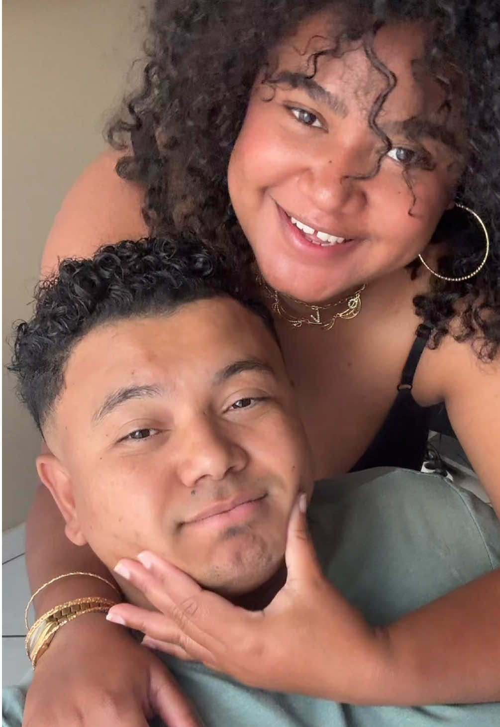 Mila karakaraigna RAMOSÉ indraidraika ♥️ sady fotoagna Mamy Sy  hafa kely mintsy 😍🥹 @Aromazone_officiel @Garnier @Les Secrets de Loly 🫶🏼 #tiktokmalagasygirl🇲🇬#tiktokmalagasy #gasy #tiktokmalagasy🇲🇬 #malagasy🇲🇬 