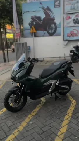 New ADV160 ABS Green💚buruan di kepoin aja mumpung lagi banyak promo bulan ini DP&Cicilan murah meriah😍🥰 #adv160 #newadv160abs #honda #fypppppppppppppp 