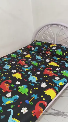 Dahil ang mga Saja boys ko mahilig sa Dinosaur, ayaaan! hahahaha buyla na mga mommies makapal po ang tela sulit na sulit! 🤍 #dinosaurbedsheet #kidslikes #canadianbedsheets 
