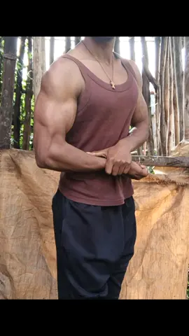 home pose #Fitness #ethiobodybuilding #sports 