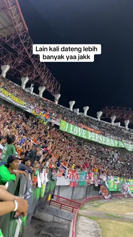 Surabaya aman dan nyaman yaa jakkk anggap aja rumah kalean💚🧡 #persijajakarta #persijavspersebaya #jakmania #xyzabc #fyp 