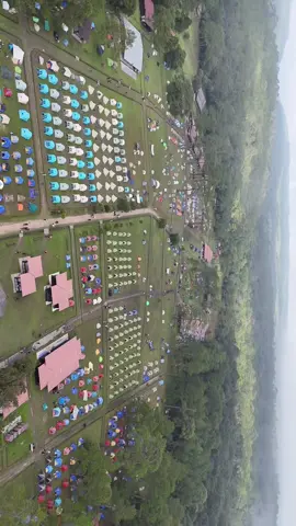 ชีวิตไม่มีอะไรมาก  แค่อย่าทำให้มันยากก็พอ  📷 ขอบคุณ Vdo โดรนสวยๆ @Way to Go  ที่ภูกระดึงบินโดรนได้นะคะ  แต่ต้องมีใบอนุญาตบินโดรนและขออุทยานก่อน  โทรสอบถามอุทยานเพิ่มเติมได้เลยนะคะ   ☎️ โทร. 042-810833 / 042-810834 (08.00 -16.00 น.) #ภูกระดึง #ผู้หญิงเดินป่า #เดินป่า #adventure #Hiking 