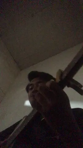 Sepertinya lebih merdu suara ayam😭 #cover #laguviral #ngertenonoati #fyp 