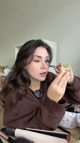 Azıcık dertleşelim 🫶🏻  #makeup #makeuplover #makeuptutorial #beauty *reklam@L’Oréal Paris 