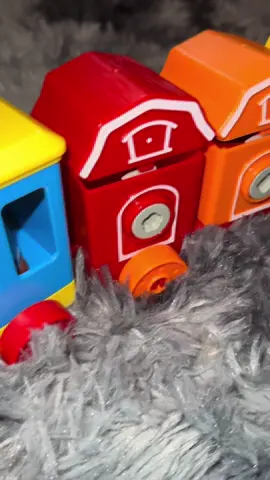 All aboard the learning express 🚂🎨 This color train teaches shapes, colors & animals — fun and learning in one! #kidstoys #toysfortoddlers #giftideasforkids #tiktokshopcreatorpicks #learningtoys 
