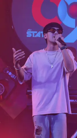 รักใครก็ไปเลย #กบ @เบนซ์ ชยพล ศรีนวล #69mystation 