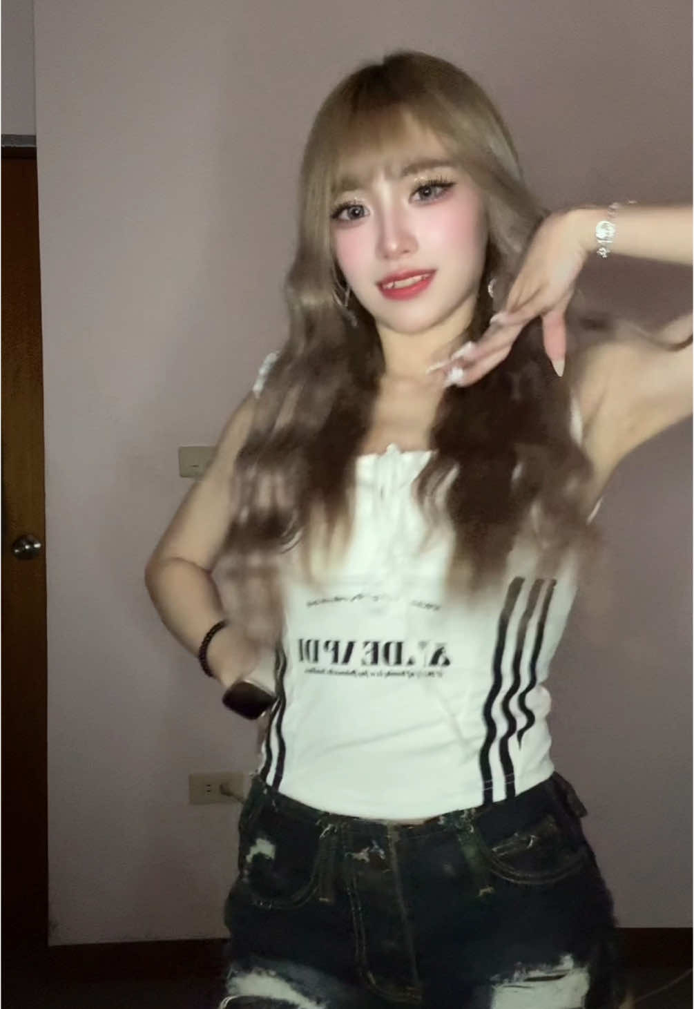 跳到誰心巴上啦😗 #伯虎說 #fypシ゚ #推薦 