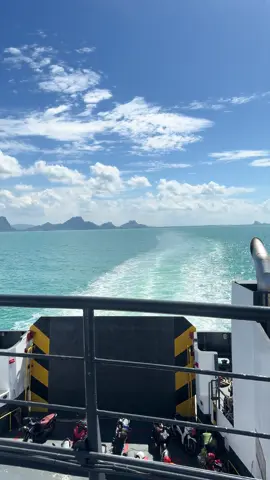 วิวทะเลสมุยบนเรือเฟอรี่#ซีทรานเฟอรรี่ #เกาะสมุย #เที่ยวสมุย #ที่นี่เกาะสมุย #เที่ยว 