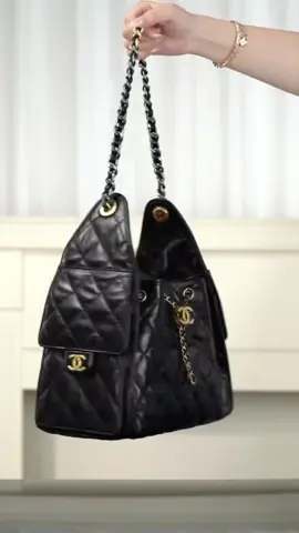 ライン satoace01 気になればお気軽にお問い合わせ下さい♪ シャネル 新作 ホーボーバッグ バイカラーのチェーンです。 ゴールド×シルバー 素材：カーフスキン #シャネル #シャネルバッグ #ホーボーバッグ  #チェーンバッグ  #シャネルホーボーバッグ 