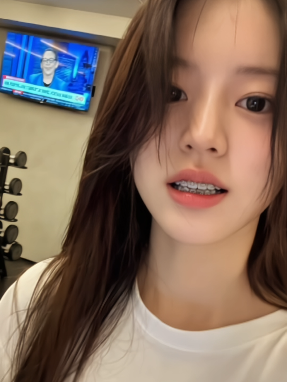 minju with braces!? #minju #illit #minjuillit #kpopedit 