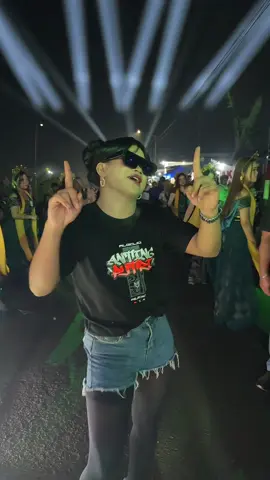 JIANN JOSSJISS 😎 @𝔸ℕ𝕋𝕀ℕ𝔾 ℙ𝕌𝕋ℝ𝕀 𝔸𝕌𝔻𝕀𝕆 @Putri_Sis #soundhoreg #karnavalsoundsystem #soundhoregjawatimur 