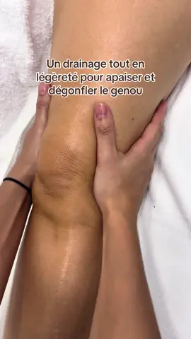 Prendre soin de ses jambes, c’est aussi prendre soin de sa circulation ✨ Le drainage lymphatique du genou aide à soulager les tensions, réduire les gonflements et retrouver une vraie sensation de légèreté #bienetre #nice #massage #femme #drainagelymphatique 