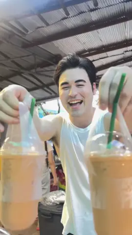 ของกินเยอะมากกกกก🥰#งานองค์พระปฐมเจดีย์ #เจมส์โฟกัส #เจมส์กิจเกษม #หมี่ไก่ฉีก #ชาไทย 