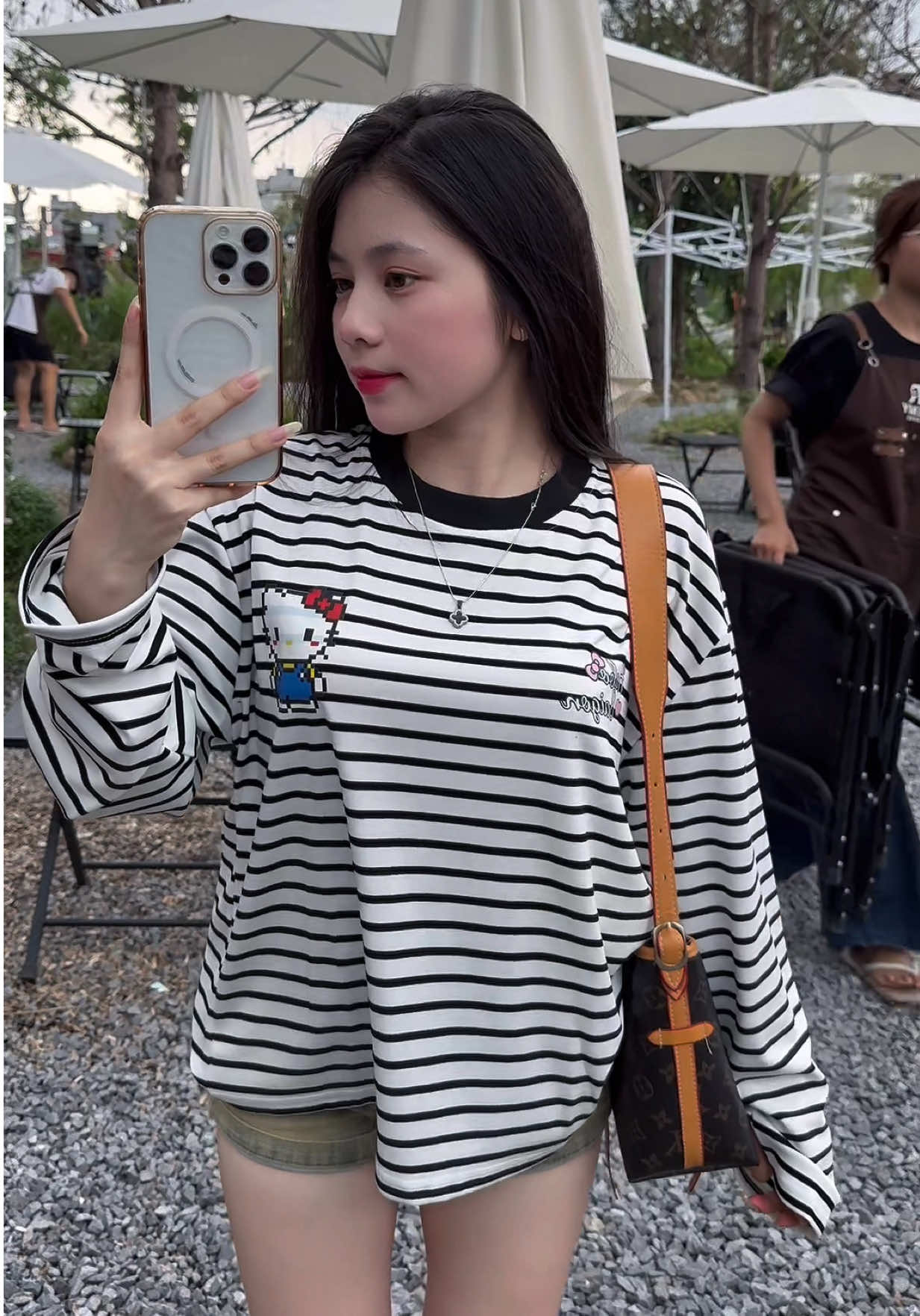 Thun kẻ dáng rộng 