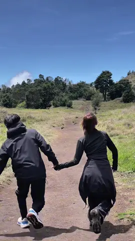 when yaaaa…. kalian😭#mountain #CapCut#trendgunung  #mountaindate#prau