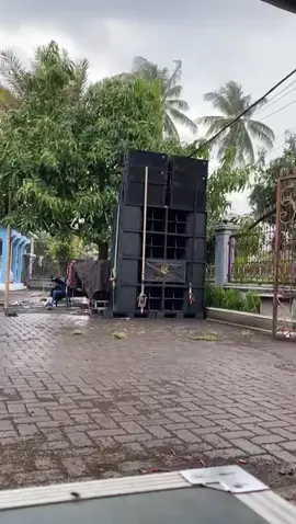 Cek sound Jingle terbaru   SK PRODUCTION & EFEK SETIA LIGTHING BONDOWOSO🥳😎🤤#ceksound #jingle #remix #fyppppppppppppppppppppppp #viraltiktok @EfekSetia(LIGHTING&AUDIO) @Setiakawan Entertainment @DJ CLAUDIO GRN 