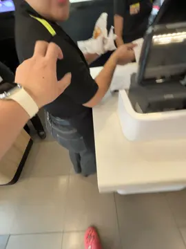 Ate pakagat daw po HAHHAHA