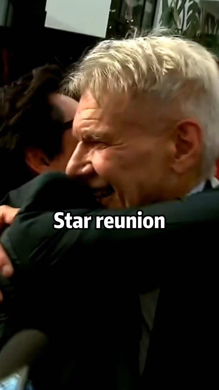 An iconic reunion we never thought we‘d see! Same bond, after all these years. 🤩💫 #Throwback #Reunion #legendary 