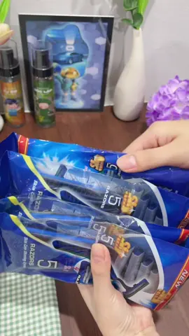 Gói dao cạo râu tiện lợi, dùng mang đi đâu cũng rất tiện #daocaorau #daocao #daocaoavatar #avatar #daocaorautienloi #thanhhoai22003 #xuhuong 