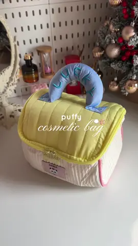Large capacity puffy makeup bag ✨💄💕 #cosmeticbag #puffymakeupbag #travelbag #storagebag #makeuporganizerbag