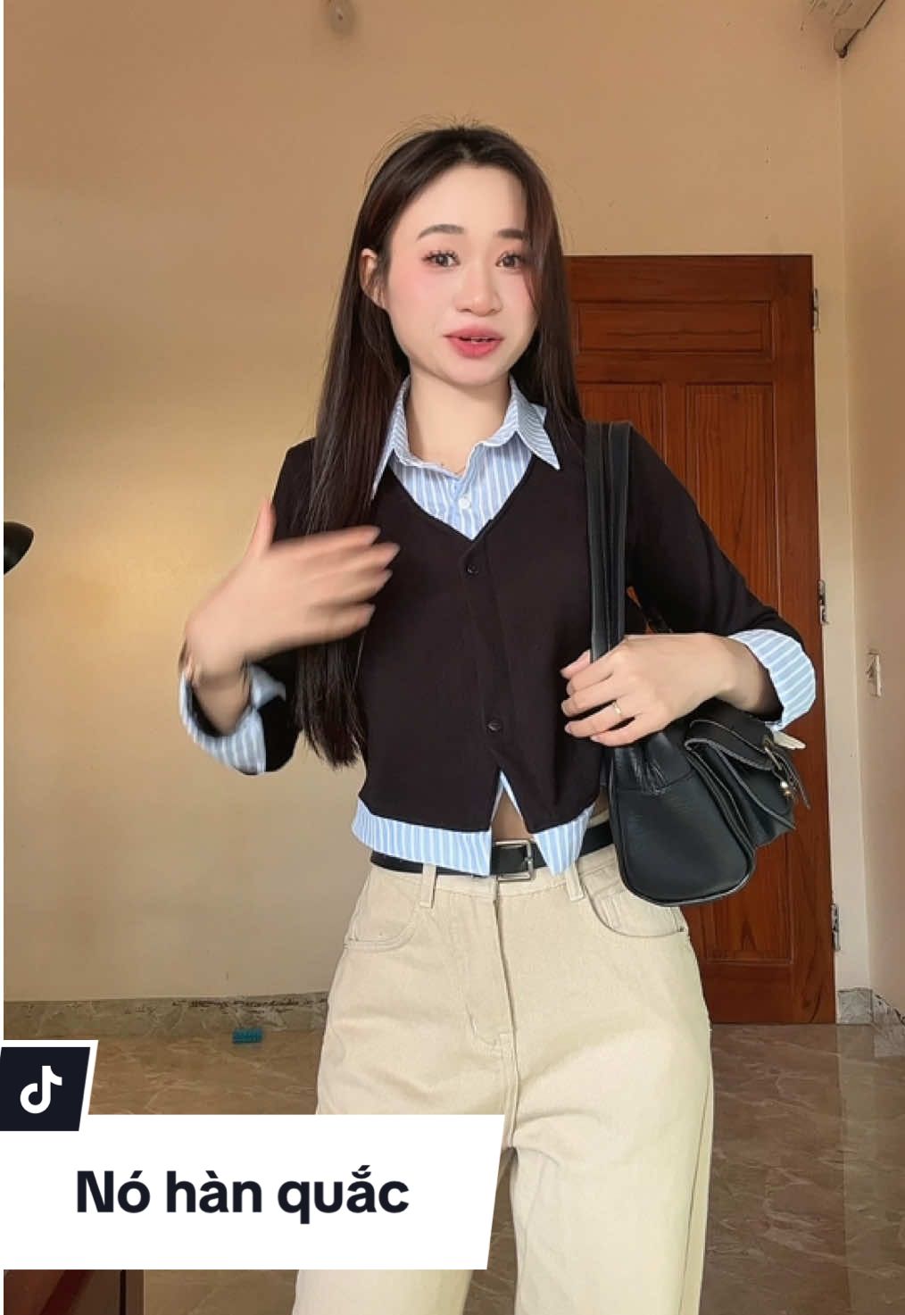 Áo xinh lém #mynameis_trang #thoitrangnu #aokieu #cardigan #aosominu 