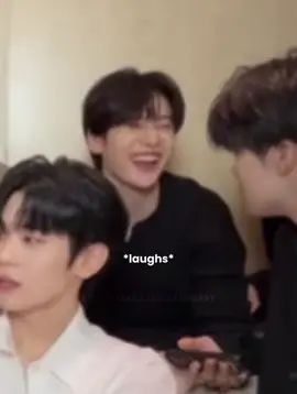 he's just naturally funny 😭#zerobaseone #zb1 #seokmatthew #제로베이스원 #fyp