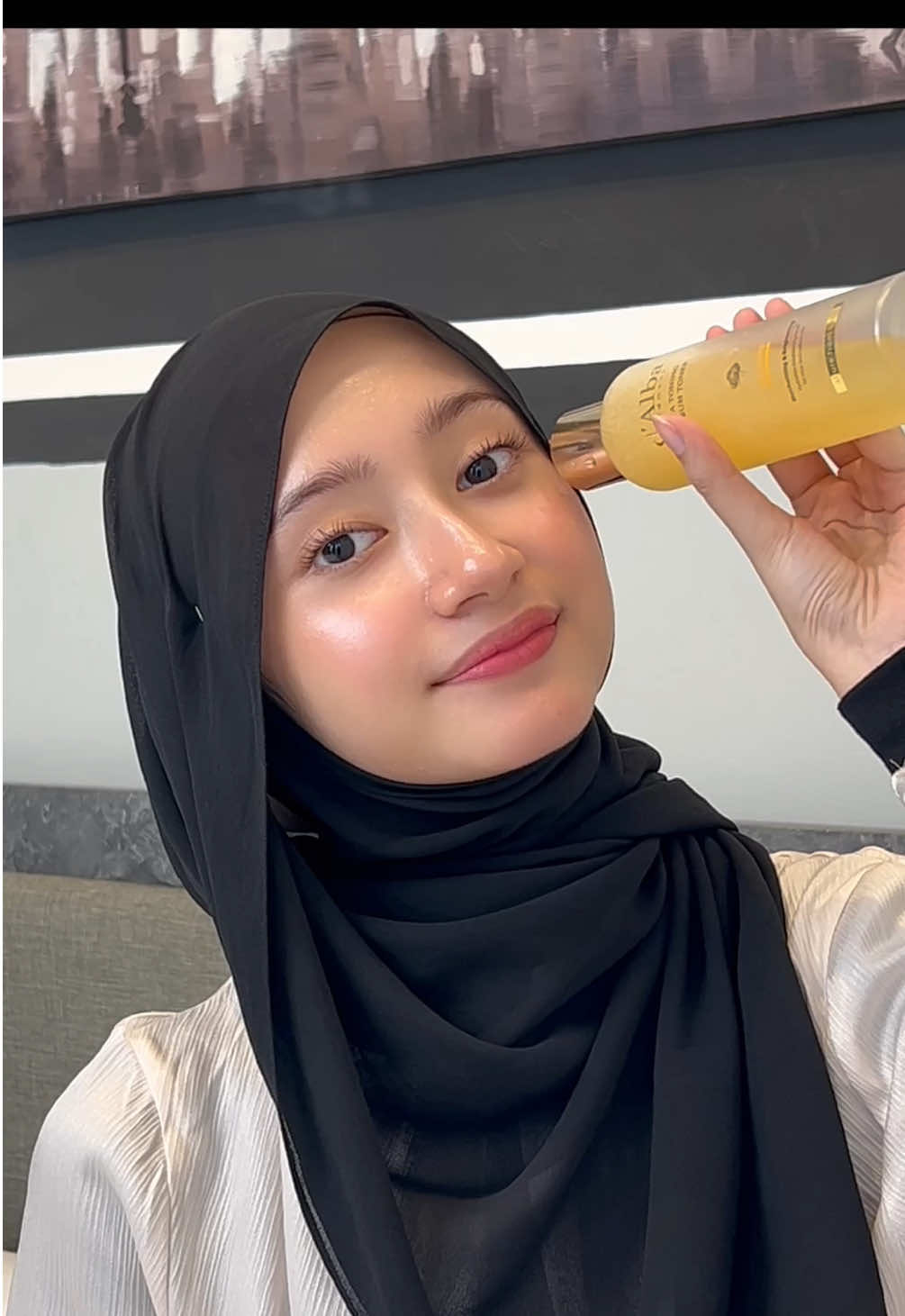 Want that Glass Skin? ✨💓 Here's my 4-step d'Alba routine that delivers! 💝 #dalba #kbeauty #glowingskin #skincareroutine #glowupforreal 