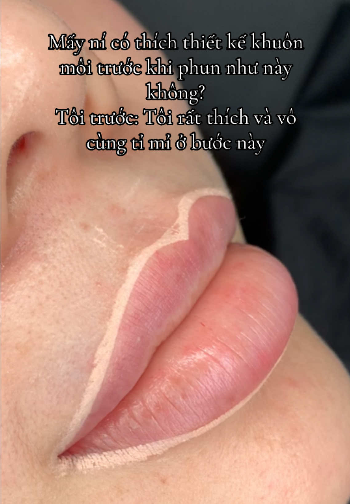 Tui vô cùng tỉ mỉ trong từng bước để tạo ra tác phẩm hoàn hảo nhất đối với từng khách hàng! Đó là cách tôi trân trọng từng đôi môi khi khách đã chọn tôi ❤️ #viral #xuhuong #phunmoidep #phunmoi #makeup 