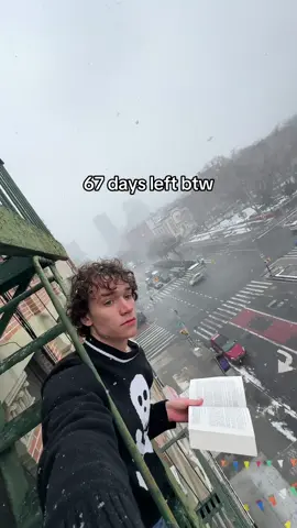 #HopelessRomantic #Love #darkacademia #library 