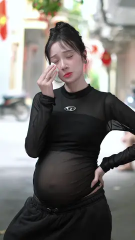 Vẫn cố gắng quay khi có thể chứ hông có nghỉ ạ :))
