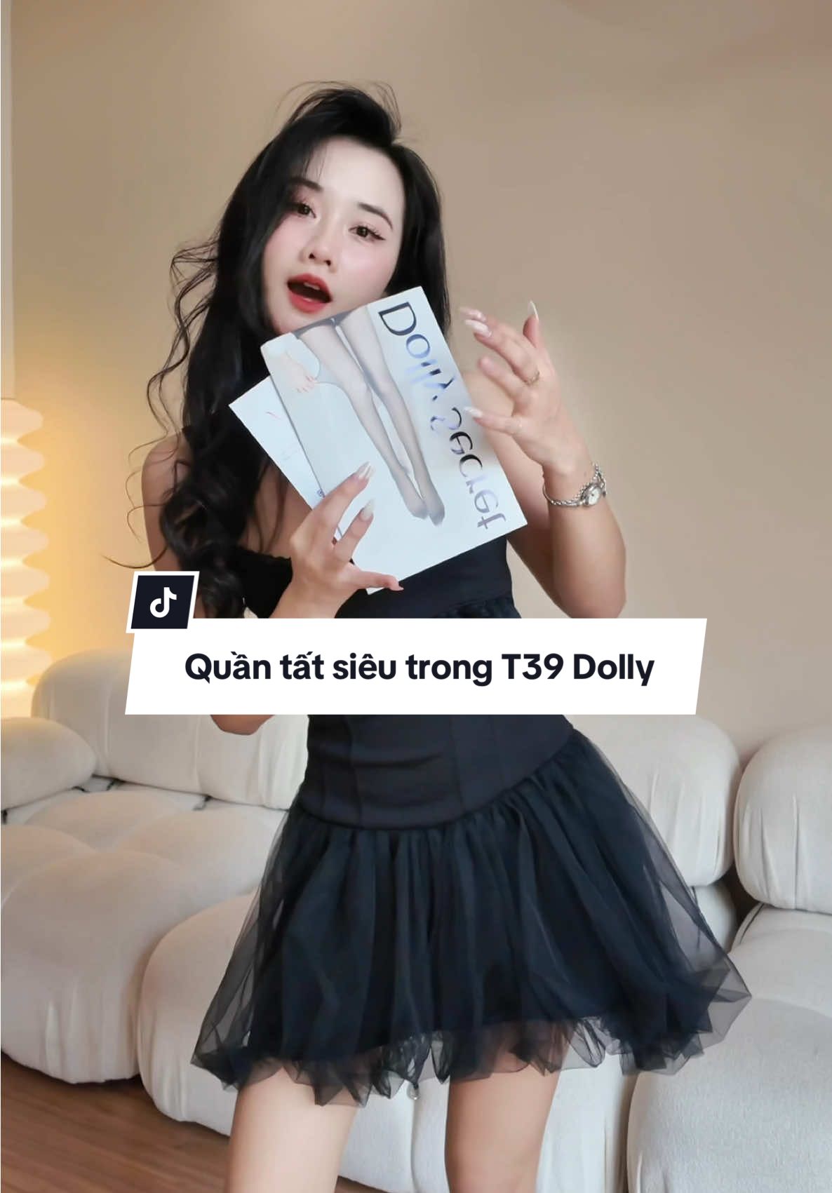 Đã là con gái mặc váy ngắn đừng để chân hông đều màu nha mấy nàng 🥰 #macdepmoingay #quantatdolly #dollysecret #thanhbe #xuhuongtiktok 