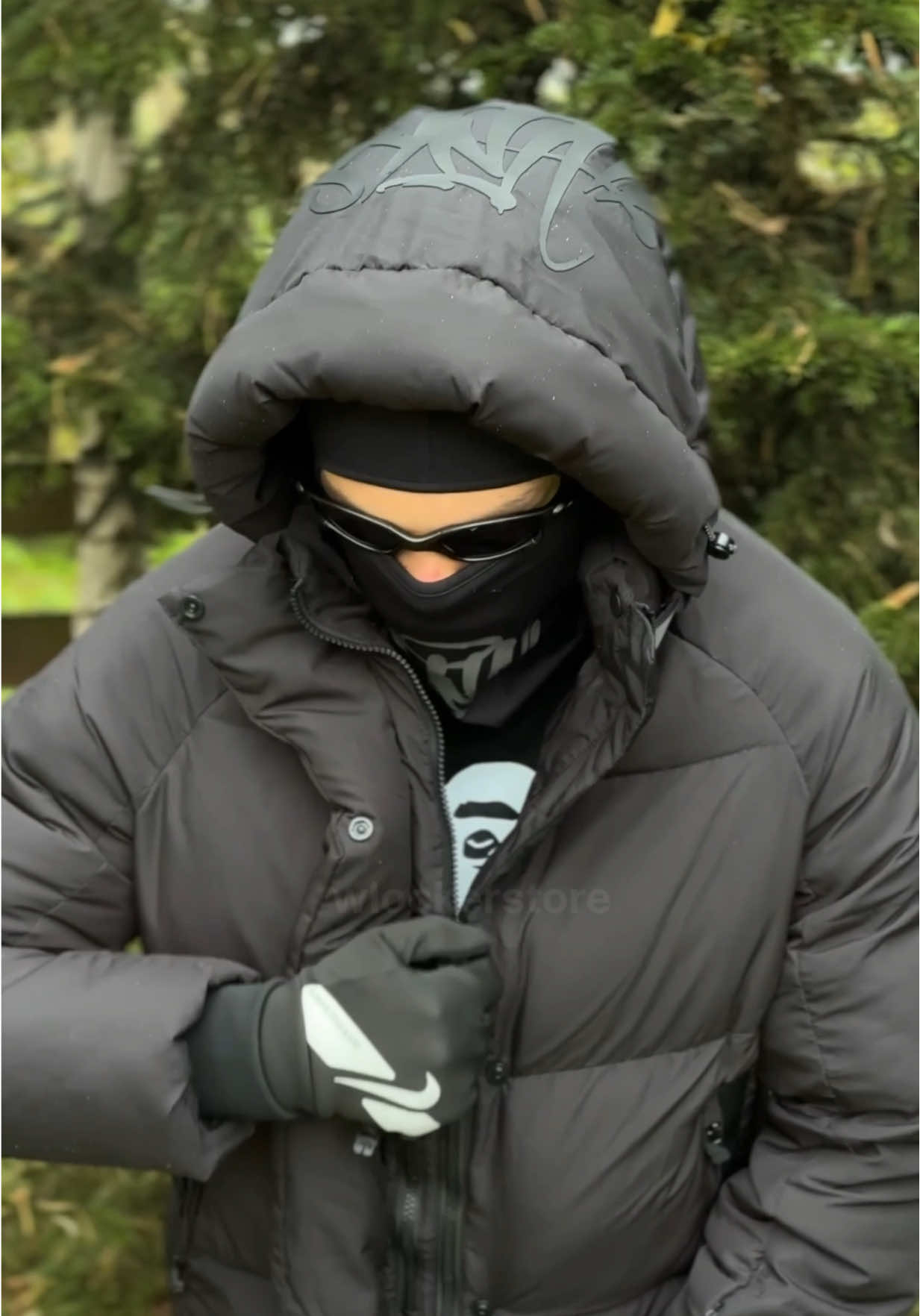 Замовити можна в телеграмі wlockerstore (Посилання в профілі) #synaworld #pufferjacket #downjacket #пуховик #куртка 