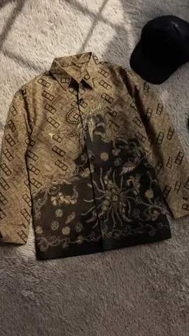 Rekomendasi kemeja batik elegan keren 🤩❤️‍🔥 #rekomendasi #kemejabatik #elegan #keren #outfitinspiration 