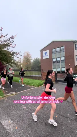 AN ALL GIRLS RUN CLUB? Yes please!! Come run with us 💗 Every Sunday! 5km 🏃‍♀️ New cafe each week ☕️💕 #Running #runclub #girlsrunbrum #sellyoak #birmingham #girlsrun 