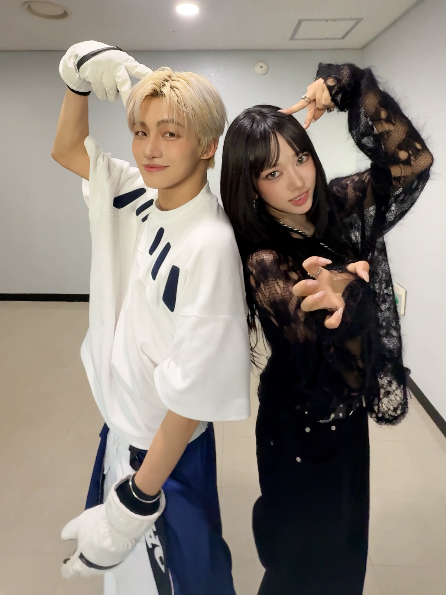 BURNING UP with #TWS#JIHOON 🔥🪼 @tws_pledis #MEOVV#미야오 #SOOIN#수인#투어스#지훈 #BURNINGUPchallenge#BURNINGUP#MEOVV_BURNINGUP #THEBLACKLABEL#더블랙레이블