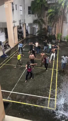 සෞන්දර්යය විශ්වවිද්‍යාලයේ අපේ වැඩ්ඩො  🥰🌧️🤍