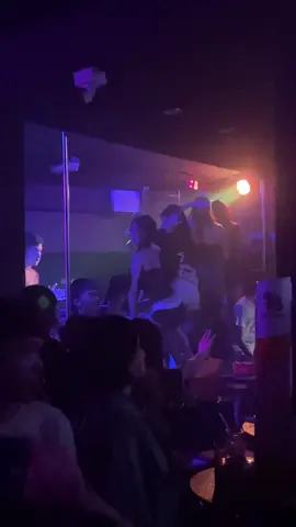 #กัสโต้ศรีราชา #ผับ #gustopup #ศรีราชา #djเก็ตนาพร้าว 