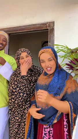 Walays qadariya ye #dalxa777 @Team shugri @Dhazhii qaranka 💚🤍❤️ 