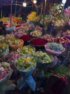Nếu ko thể có đc thứ mình yêu mong em hãy yêu những điều mình có ! #xh 