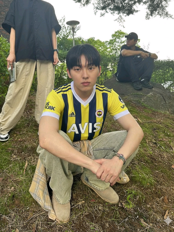 fenerlının esı de fenerlıdır😉#fenerbahçe #choihyunwook #kıraç #keşfet #weakheroclass1 