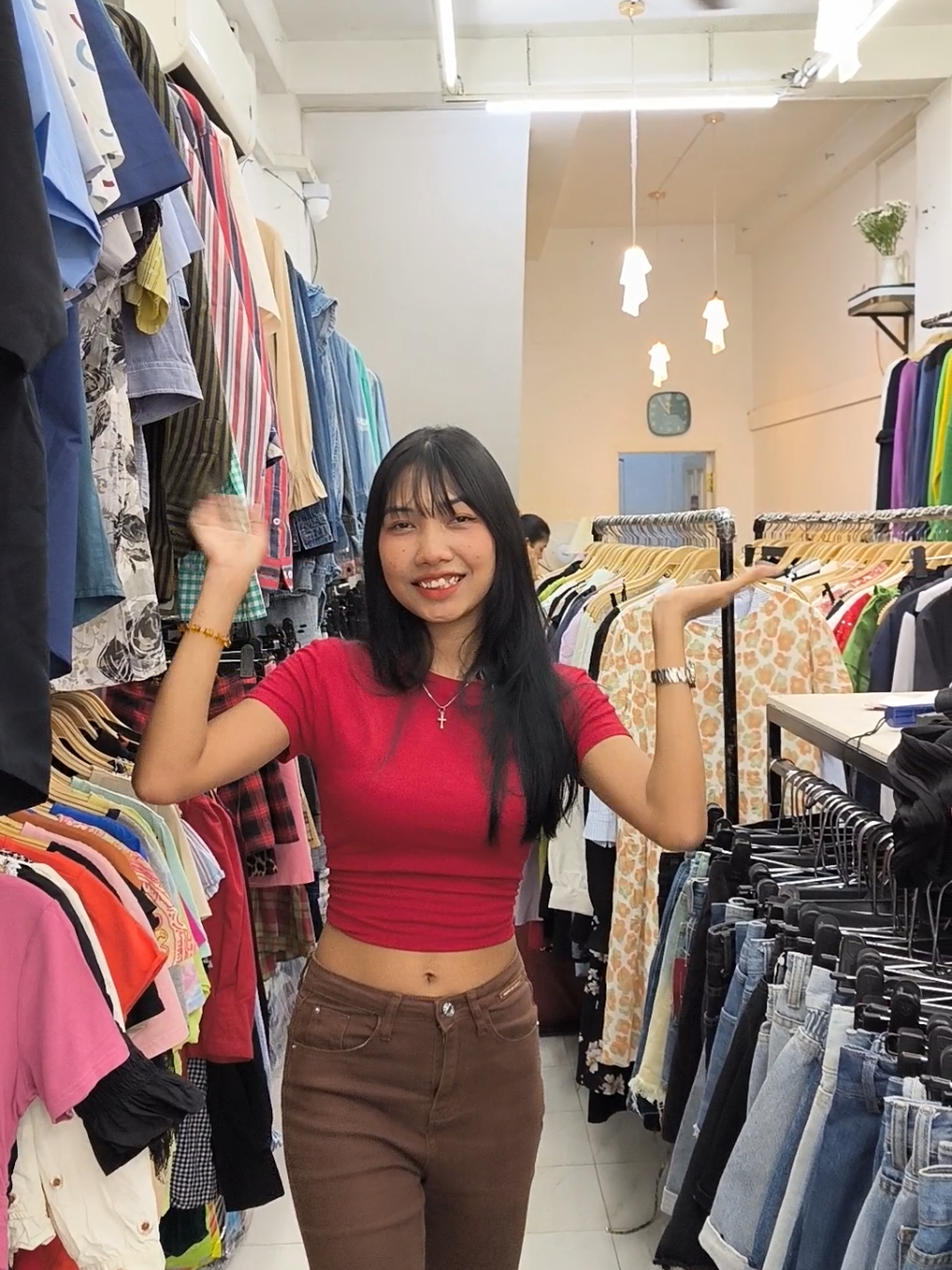 Crop Top အလှလေးတွေ ရောက်ထားတယ် ရှင့်🥰 #vintage #thrift #mzfashionhledan #fyp 