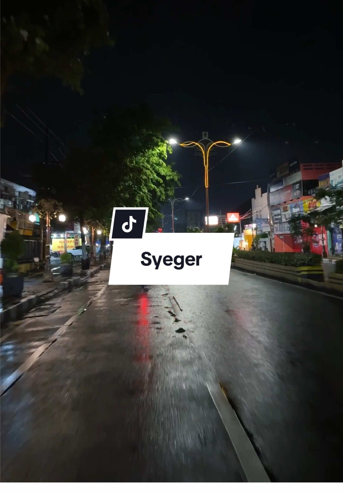 Allhamdulilah Mojokerto Mode Syahdu,Absen Rek Daerah Mu Udan Ta Gak Sore iki ?? #mojokerto #kotamojokerto #vibesmojokerto 