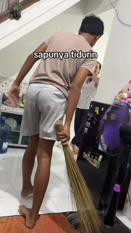 😭